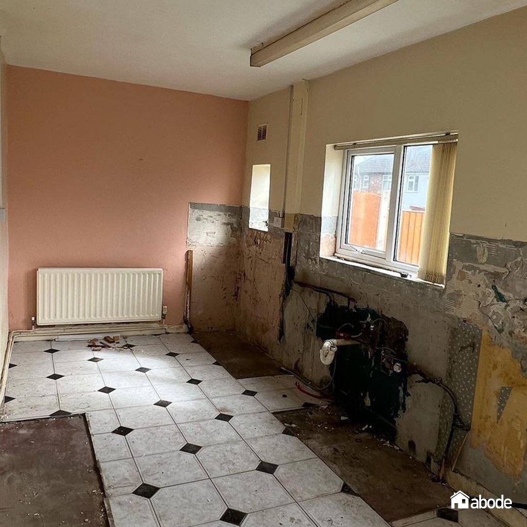 Abode_Invest's tweet photo. Check the before of one of our flip properties ➡️ 🏠
#flipproject #propertysorcing #refurbproject #refurbproperty #sold #underoffer #crosby #formby #liverpool https://t.co/hHRfAG7ETd