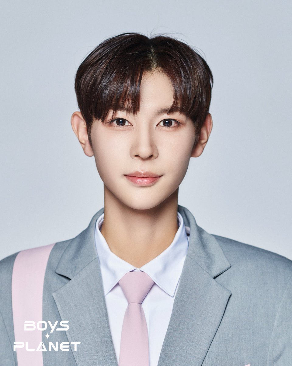 มาร่วมกันเชียร์ใหัอิชิกะ 
ในรายการ #BOYSPLANET กัน!!
ชื่อ: อิชิกะ   ,  อุเอฮาระ อิชิกะ
วันนเกิด 28 ตุลาคม 1992
ส่วนสูง : 182 
สัญชาติ: ลูกครึ่งญี่ปุ่นเกาหลี
IG:YOUR.IC 
 @IchikaUofficial 
#上原一翔 #อิชิกะ 
#ICHIKA #치가 #이치카
#UeharaIchika