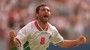 Diariosdeuncule's tweet photo. Poco se habla de que Hristo Stoichkov metió a Bulgaria en la semifinal de un mundial

EL MEJOR https://t.co/8w4RYztBnv