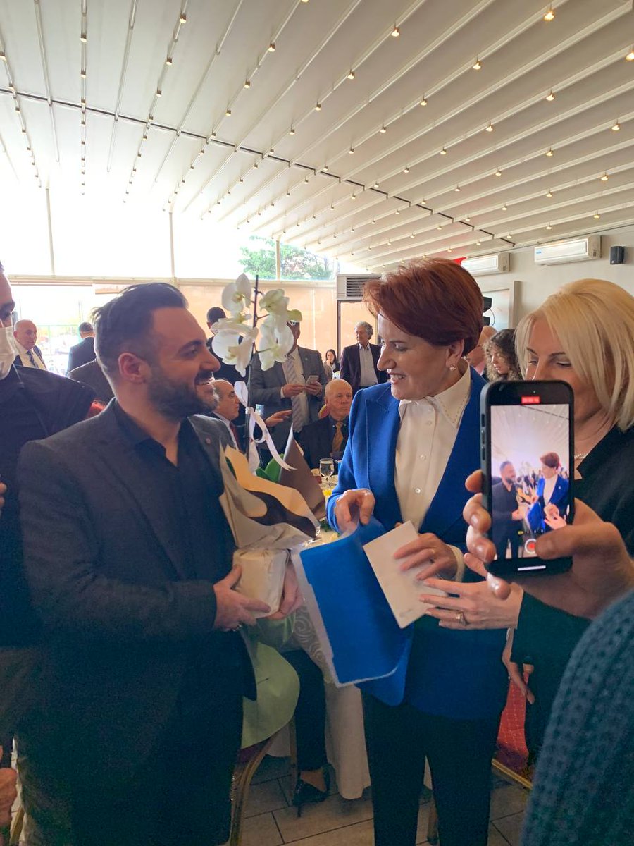 By_UgurE's tweet photo. - Kim eğitime önem veriyorsa

- Kim bu ülkenin atama bekleyen öğretmenlerini görüp, duyuyorsa

- Kim öğretmen açığını kapatacak sayıda atama yapacaksa,atama bekleyen öğretmenlerde onların yanındadır.

100 bin atama HAKTIR.

@kilicdarogluk @meral_aksener

#Milletittifakından100Bin https://t.co/CaLsfoJhcj