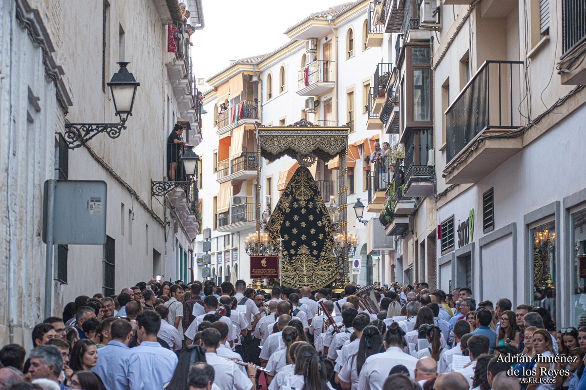 AJRFotos1's tweet photo. Magna Antequera- Dolores
¡Reportaje completo en este enlace!👇🏻
https://t.co/YgW2qjDXX0
#cofradíasmlg #magnaatq https://t.co/FX3ZsiJuWP