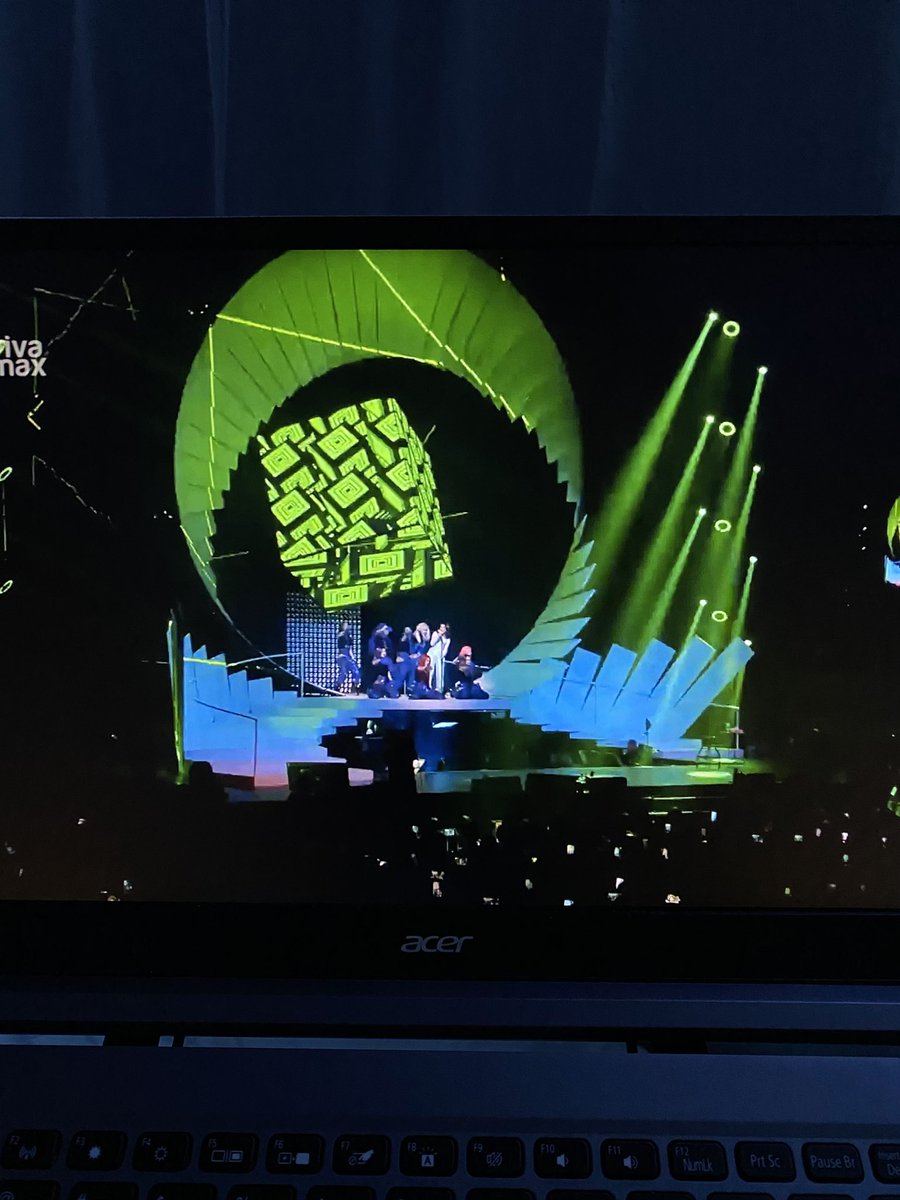ashtheticsarahg's tweet photo. while waiting for ‘sansinukob, salamat’ to drop, it’s a #sarahthon night!!!
@JustSarahG #SarahGeronimo https://t.co/LMWBfkybUo