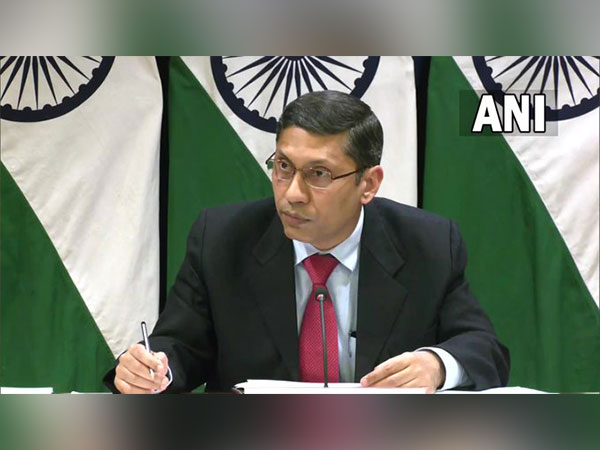 ani_digital's tweet photo. India gets 2nd consular access for ex-Navy officers in Qatari custody: MEA
Read @ANI Story | https://t.co/nbXldtde6F
#Qatar #ExNavyOfficers #MEA https://t.co/PHzv8aaHUp