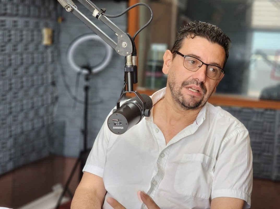 NadaQuePerderuy's tweet photo. 🔴 El cierre de @eduy21.

🎙️ Ya estamos con el expresidente del think tank, @juanpedromir.

#LaRadioQueNosMueve

📱https://t.co/urHHm9GImG | 📻 97.9 FM MVD | 102.5 FM Maldonado https://t.co/OYGcy6CI5E