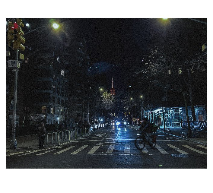 h1humayara's tweet photo. "But love consumes me through this endless night"- Farīd ud-Dīn ʿAṭṭār
#nyc #streetphotography #visualgrams #urbanphotography #lightroomedit #streetsofnyc🇺🇸 #winterphotography #wintersinnyc ☃❄️🌨 https://t.co/XY6KxBjUNO