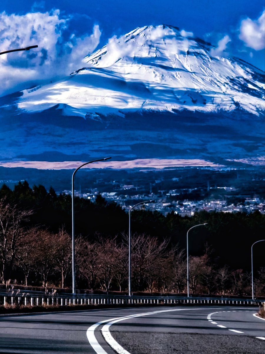 今年も沢山の♥️をありがとうございました 皆様良き年をお迎えください🍀✨ ＃富士山