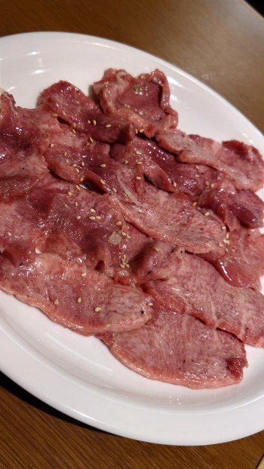 野菜を食べながらお肉食べましょう( ˘ω˘)人 