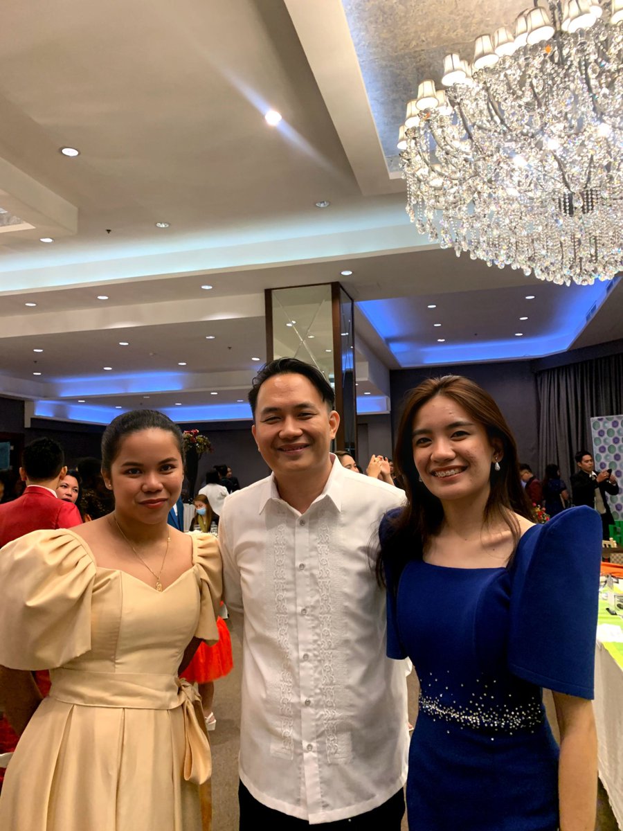 pscasucmain's tweet photo. We would like to thank the CCBI - Cebu Chapter for giving the PSCAS President, Ms. Karylle Kaye T. Navaja and the PSCAS MRO II, Ms. Lycca Gail A. Tejero the opportunity to host and witness this very special event as the newly Licensed Customs Brokers took their oath.

++ https://t.co/MLexJyVN6P