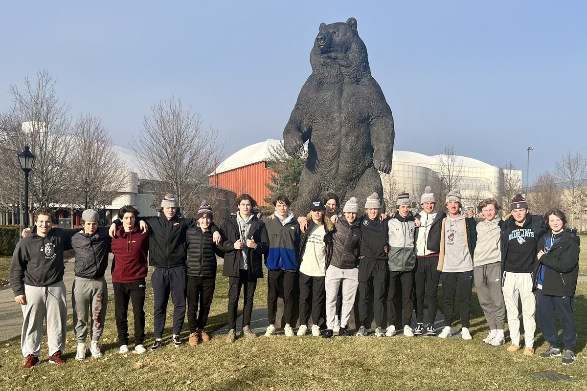 SJCIHockey's tweet photo. A beautiful afternoon in Providence allowed our boys to get a tour of @BrownUniversity and the @BrownU_MHockey facility. The Ivy League Campus is rich with tradition and inspired our team both academically and athletically.
#StudentAthletes
#ExperienceSecondToNone https://t.co/PjySNGpc5E