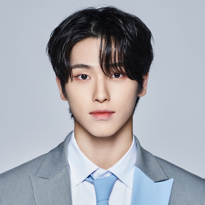npomvtt's tweet photo. Lee Seunghwan
Aniversário: 20/05/2000
Trainee Individual
Ex-participante do UNDER19 e LOUD
Ex-membro do 1THE9 https://t.co/KPa4iqF1RI