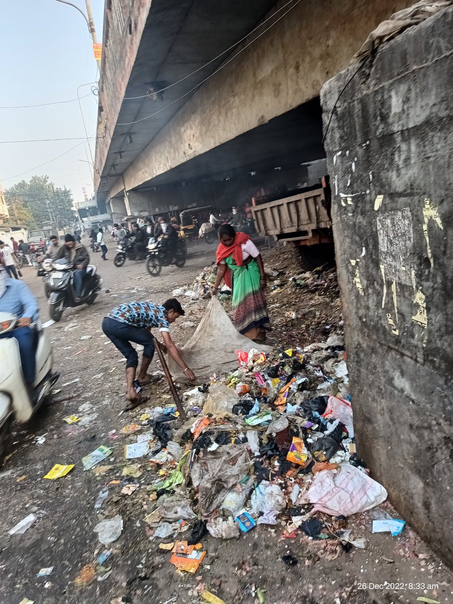 Ankitbh93860829's tweet image. We have love for bhajap but thoda Area ma SMC nathi phaonchi shaki 

Thodi gandki par pan dhyan aapi do #kapodra @MySuratMySMC @AjaySri92648526 @Bhupendrapbjp @ikumarkanani @CRPaatil