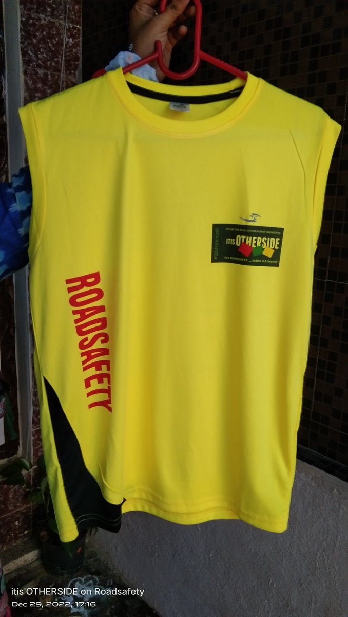 itisotherside's tweet photo. We are added with sincere to serve.
Our sincere thanks to
#ENTRIQUE the clothing store
#FUTERELAB the scientific hub
#FASTPRINTS printing solutions
from BTM layout area,
who are behind this change in us.
Our service on #RoadSafety will be forever.
@KSRSA_GoK
@blrcitytraffic https://t.co/u7kiwdiUGf