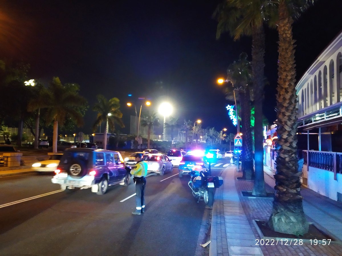 Policía Local de Arona tweet media