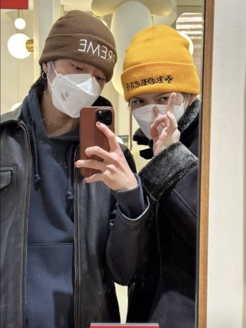 หมวกคู่