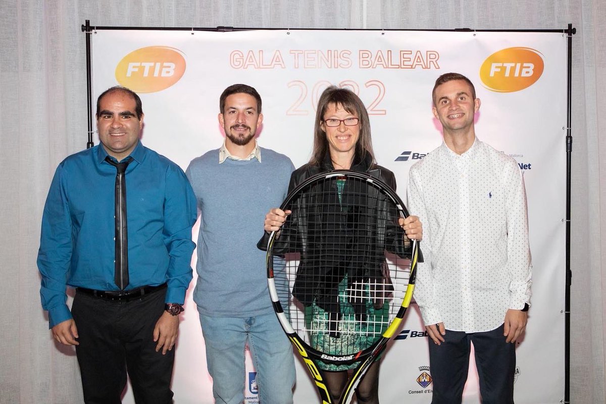 FTIB_tennis's tweet photo. 📸 ¡Ya están aquí las fotos de la #GalaTenisBalear2022!
👀 Estad atentos porque iremos publicando lo más destacado en las redes sociales de la #FTIB https://t.co/r1OADUMKgd