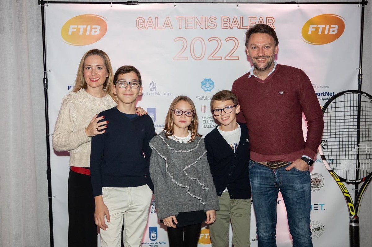 FTIB_tennis's tweet photo. 📸 ¡Ya están aquí las fotos de la #GalaTenisBalear2022!
👀 Estad atentos porque iremos publicando lo más destacado en las redes sociales de la #FTIB https://t.co/r1OADUMKgd