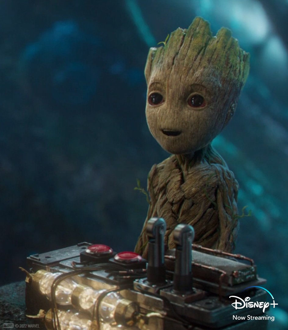 MarvelIT's tweet photo. Si, quello è Groot oggi.
Si, siete invecchiati. 👴🏻👵🏻
#Groot #IoSonoGroot #GuardianiDellaGalassia #MCU https://t.co/eNRkE0Yhtd