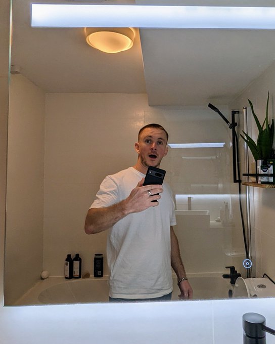 2 years later, finally wired it up.. 🤦&zwj;♂️ https://t.co/LxmUQOSfjI<a href="/tag/weekendvibes"class="tags"><span>#weekendvibes</span></a><a href="/tag/smellysox"class="tags"><span>#smellysox</span></a>