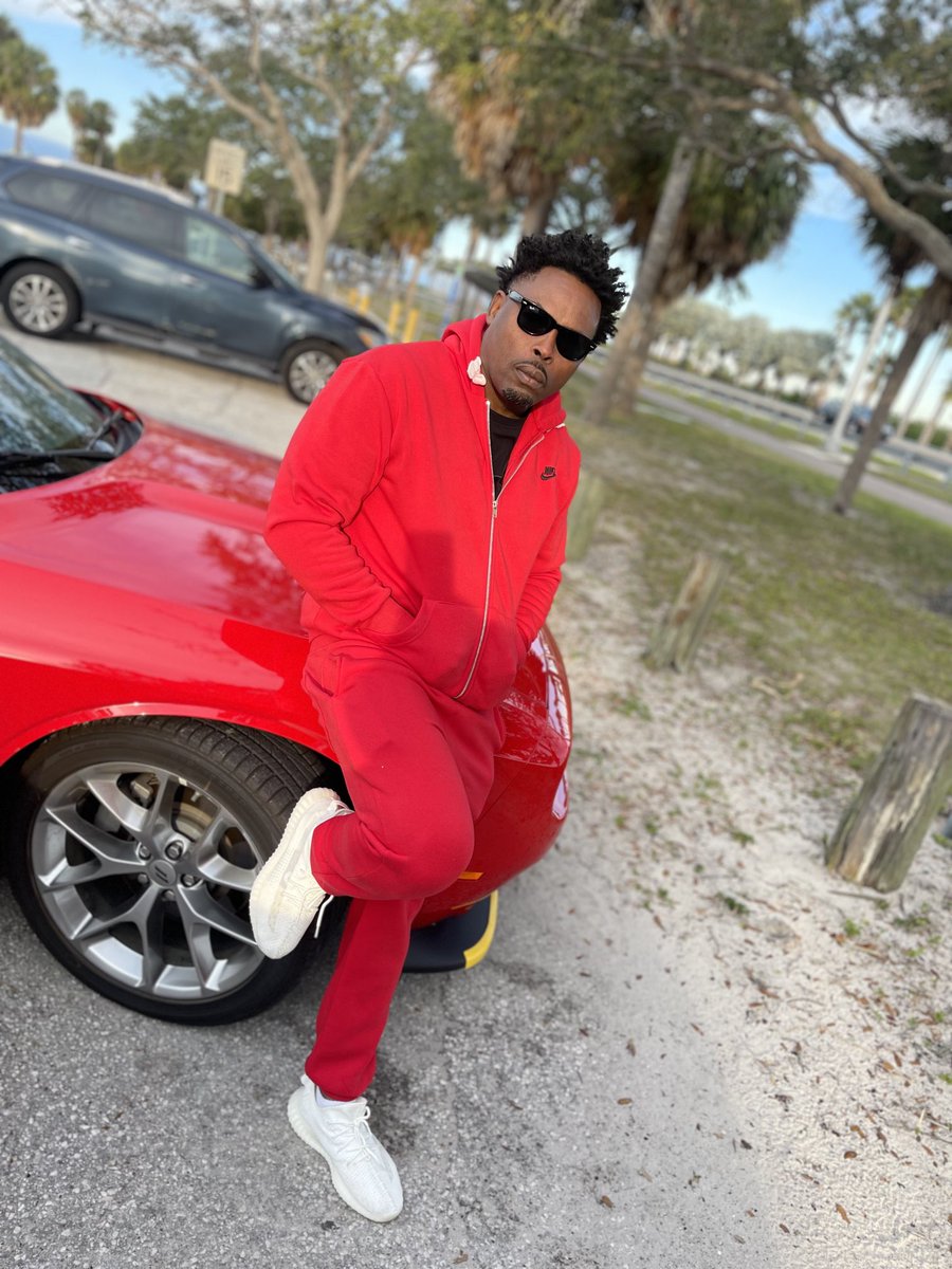 djames813's tweet image. 