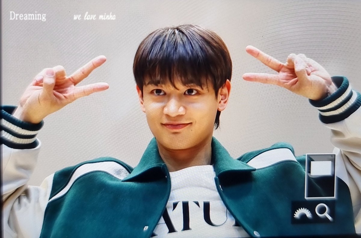 dreaming1209's tweet photo. 221229 핫트랙스 대면 팬싸 체이스 막방까지 수고했어❤️‍🔥 https://t.co/LuGer5KZW5