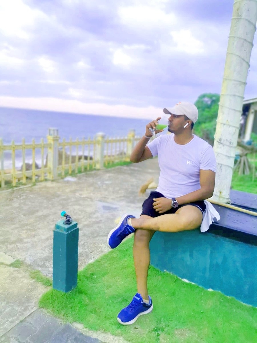 Randeep Niroshan (@randeepnirosha2) on Twitter photo 