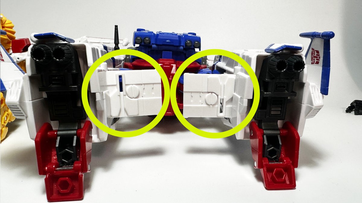 楽しみにしていたトランスフォーマーレガシー・ビクトリーセイバーです