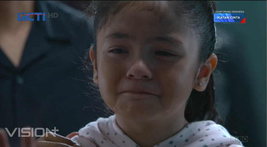 cpt bgn ya ndin...
reyna, askara, km semua membutuhkanmu.
ndin.. bangun ngapa.. jgn pake lama.
kita pulang yuk... jam besuknya sdh habis. kita hrs pulang ya.
#IkatanCintaEp1002