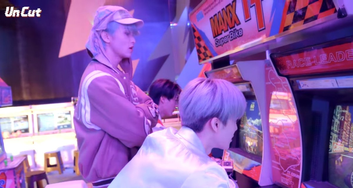 JMMKFOOL's tweet photo. markmin 🥺🩵 https://t.co/wtXly1p3cK