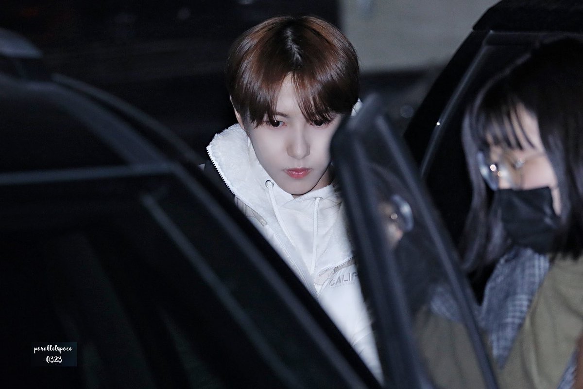 pasp0323's tweet photo. 221229 퇴근 

#NCT_DREAM #RENJUN #런쥔 https://t.co/hBFYoHgitC
