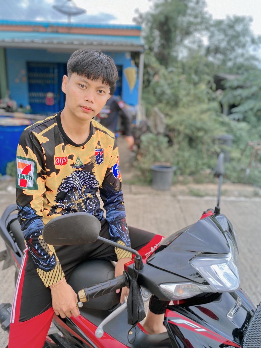 ส่องฟรี...ไม่คิดตังค์🥴🤗
เงียบจัง🤗🫣
#ตรัง