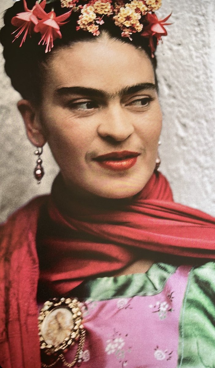 Que me decís de esta cara de complicidad ? Siempre encontrarás en ella algo de misterio.