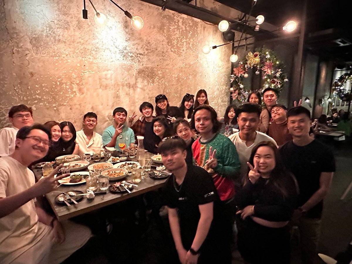 When people ask me what are my takeaways for 2022, the one and only thing i'll mention are the friends i've made. 
I'm so happy to have met these bunch of awesome people. May we stay as awesome come 2023!