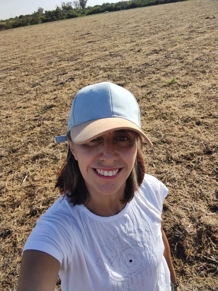 AgroVicto's tweet photo. Último jueves del año... Haciendo lo que me gusta: agricultura regenertiva con Transiciones agroecológicas 🌾 https://t.co/bnWdGHPgZZ