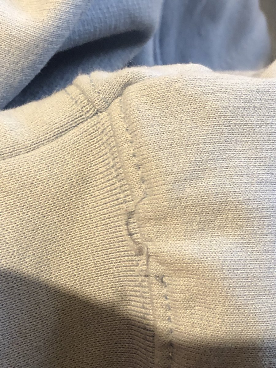 NicLou12's tweet photo. I was so excited to be gifted this #buffalohightimeshoodie on Christmas Day, but after 2 wears the stitching is coming out of the cuff and the graphic is flaking off the back 😢 hasn’t even been through the wash yet! That could be a disaster
Expected better quality @JamiroquaiHQ https://t.co/NAJUbBxR5e