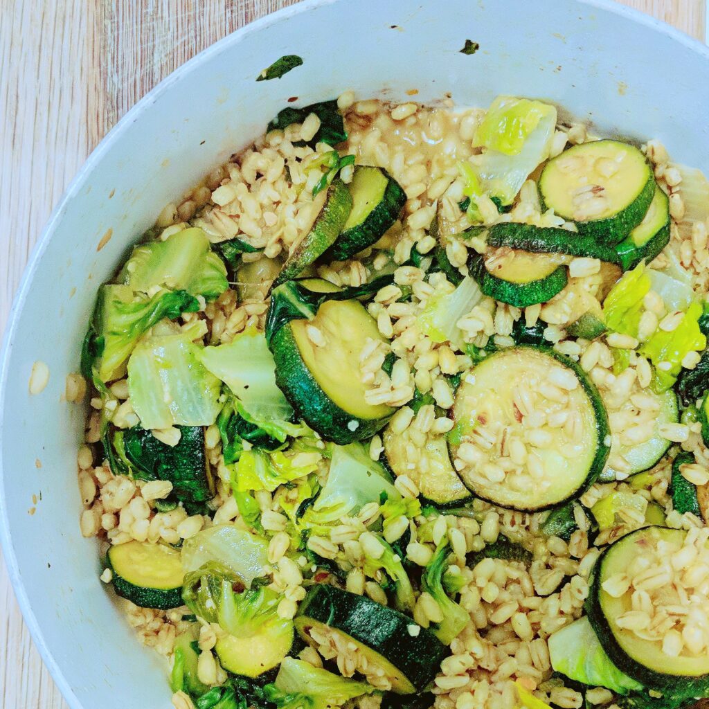 mealsinspiredby's tweet photo. Meals inspired by #pokemon » Sableye Pearl and Gem Greens 
Using ingredients that use crystals in their names, here's the recipe for a great packed lunch idea inspired by the Pokémon Sableye. 
https://t.co/BING4EUqLi https://t.co/xxyXsPaitC