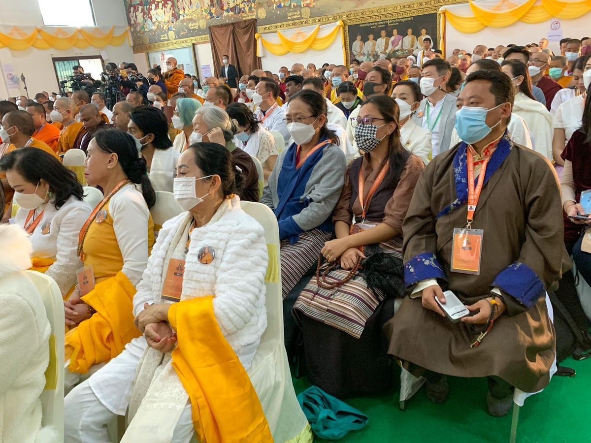 Tibparliament's tweet photo. On 27th Dec, the MPs partook in the inauguration of the Pali &amp; Sanskrit International Bhikkhu Exchange Program. The MPs, on 28th Dec, attended the teaching of HH @DalaiLama in the morning and had an audience with Sakya Gongma Trichen at Bodhgaya Sakya monastery. https://t.co/DAGPf39tFz