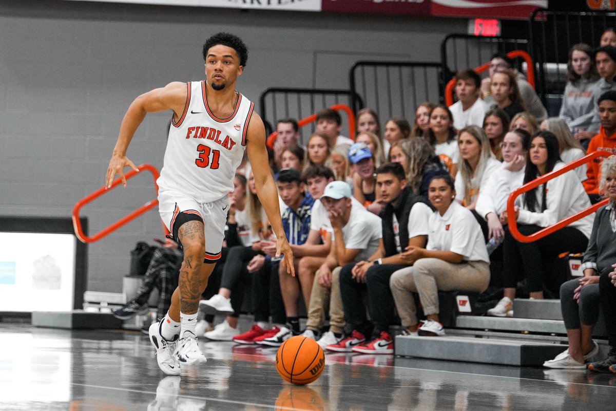 swaine8's tweet image. So tonight I’m commentating as the Findlay Oilers take on Ohio Christian. 7pm ET and 12pm UK time. Pretty special when my son is the starting point guard. Let’s go @UF_Oilers_MBB and let’s go @eisley8 click link portal.stretchinternet.com/findlay/
