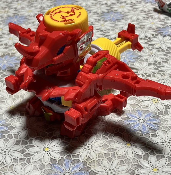 ボトルマンのランダムブースター1個だけ買ってみたら、アロサイダーでした……カッコヨ☺️⭕️ 