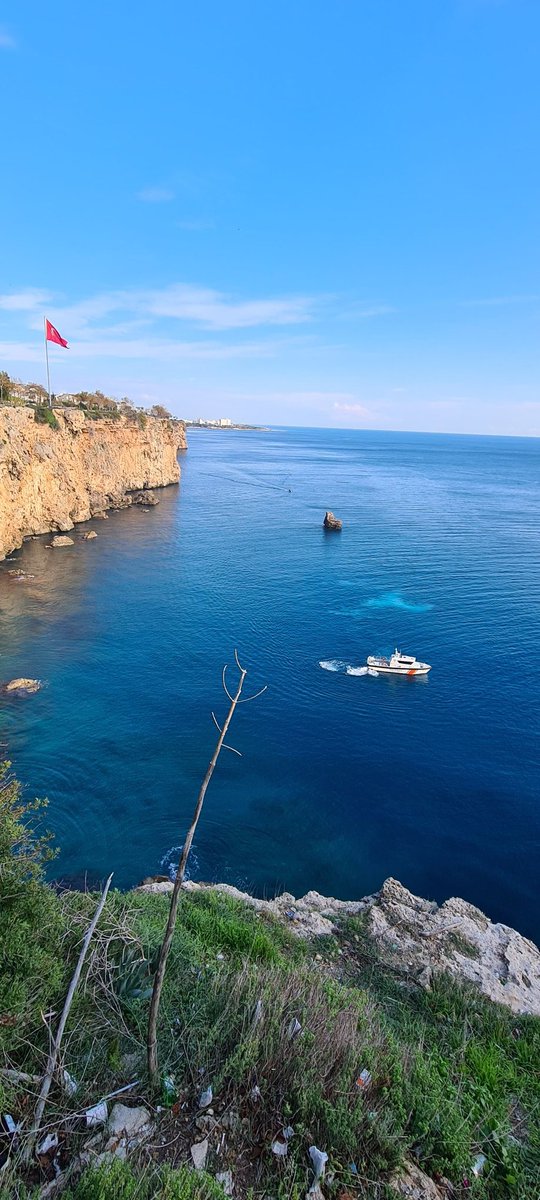 ozancin's tweet photo. @Antalya07_ Aynı gün aynı yerde olmak. https://t.co/MYR4kXgsou