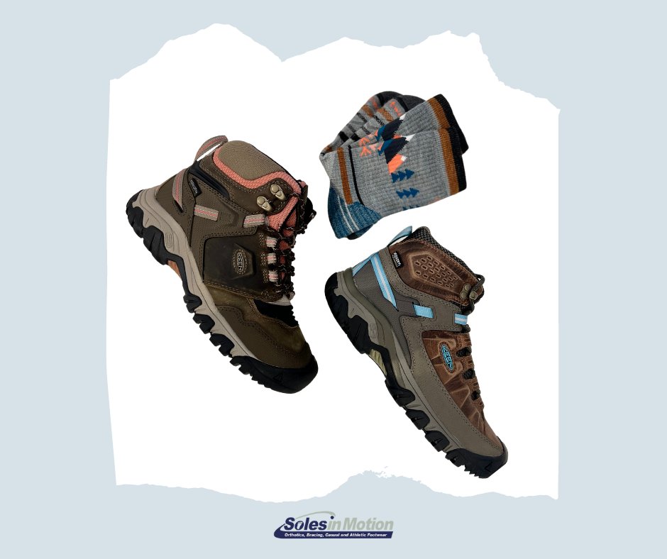 Keep those hiking feet comfy and warm! We have your feet essentials for winter hikes.

#hikingboots #hikingsocks #hittingthetrails #winter #keepyourfeetwarm