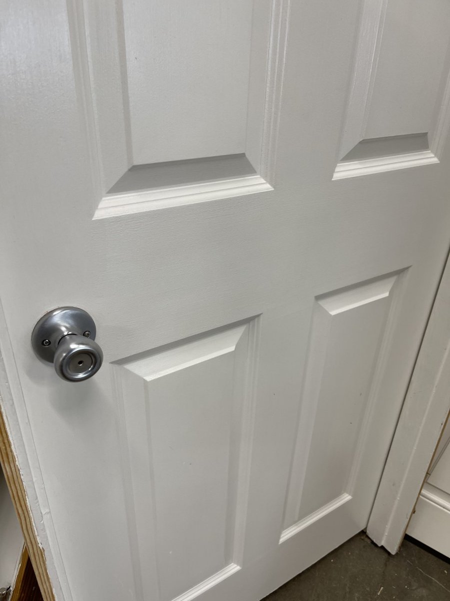 BuildingValue's tweet image. Building Value currently has an assortment of white hollow core prehung doors with hardware. These doors are in great condition and are ready to be installed. $75.00 each.