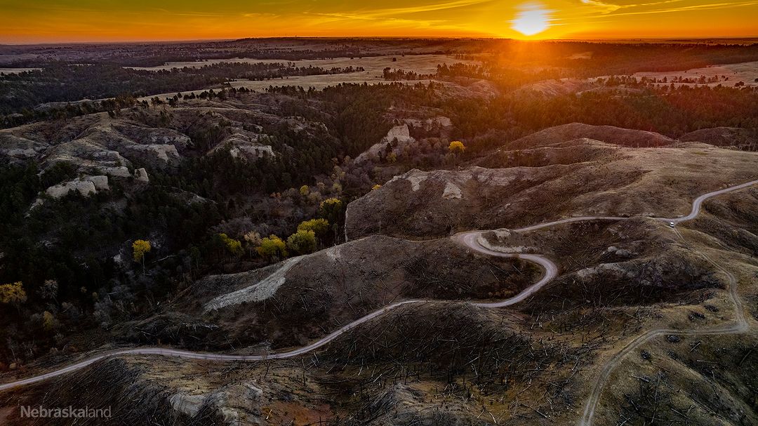 Sunrise over East Ash Creek, October '22. 
📷: @NEBland_Haag

#nebraskaland #landscapes #nwnebraska #naturephotography #fallcolors #visitnebraska #publiclands #countryroads #throwback #autumn #tbt