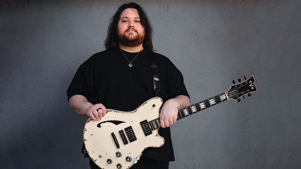 GuitarWorld's tweet photo. Wolfgang Van Halen looks back on his mammoth year: “I’m not a guitarist of the year – I’m just a dude” https://t.co/ucYTvQa7dZ https://t.co/ODXhv9xN4D