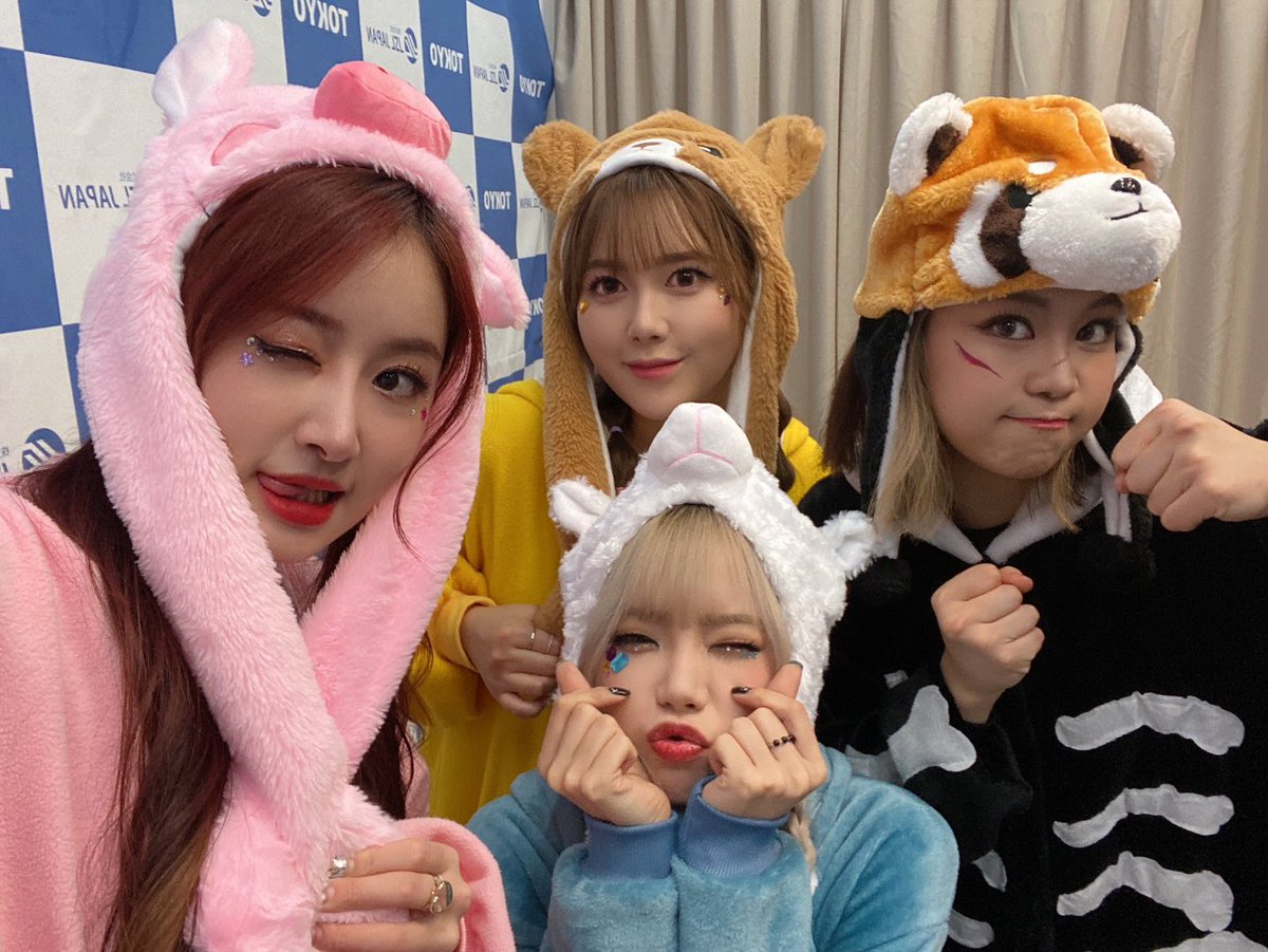 st_onair_global's tweet image. #OnAir ＃オンエア #온에어 #옹에아
明日は5時からライブ！😆
楽しみにしてください❤️✨
今日もありがとうございました😘