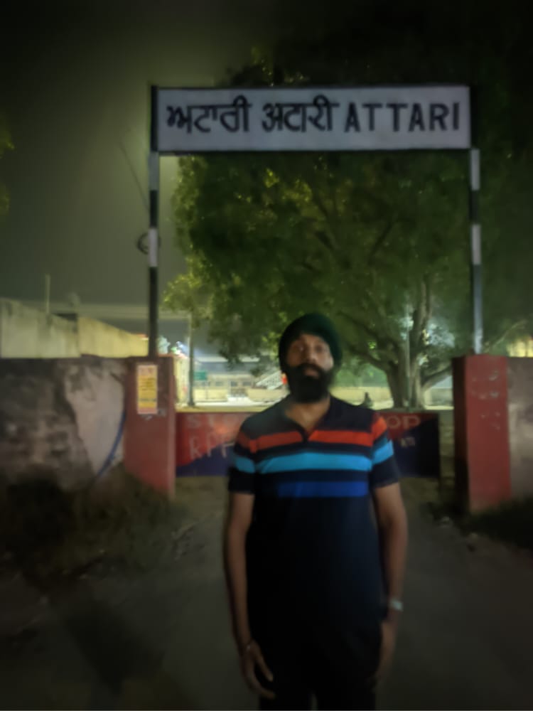 TheDataAnalyser's tweet photo. Went with great hopes to last railway station of India, Attari.
And took a pic, even after repeated attempt, it didn't come clear.
Tragically, I was not having an #INFINIXZERO20, with SUPER NIGHT SELFIE MODE.
#NoMoreBadSelfies
#CreateYourStory #Zeroseries #Zeroultra #Zero20 https://t.co/G6Nr9M6QmG