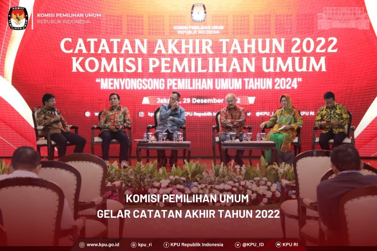 KPU_ID's tweet photo. #TemanPemilih, KPU menggelar diskusi Catatan Akhir Tahun 2022 KPU "Menyongsong Pemilihan Umum Tahun 2024",  di ruang sidang utama, Kantor KPU, Kamis (29/12/2022). https://t.co/RGwGPQx6ir