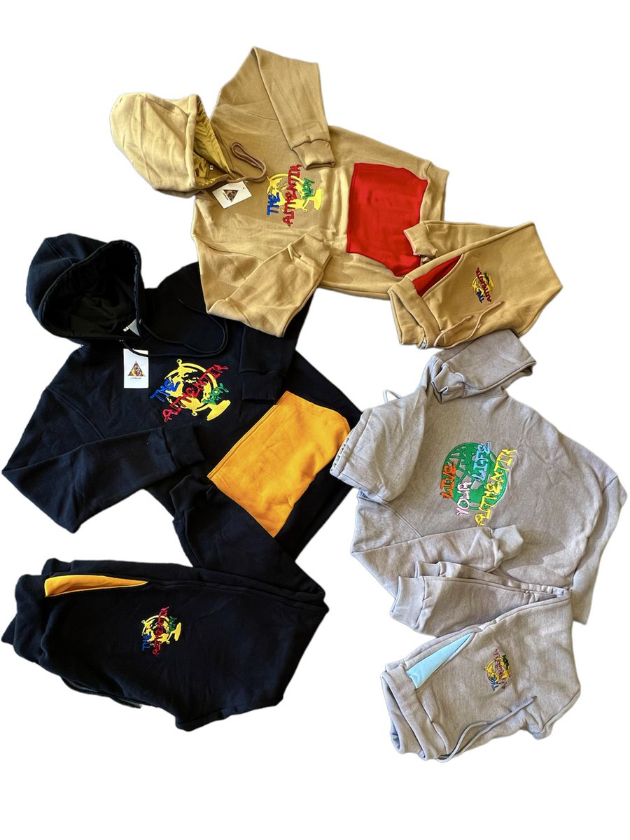 CallMeTayP's tweet photo. The Authentik Way 🌐
Shop 🗣️🗣️🗣️
@AuthentikU https://t.co/722HzQZm1B