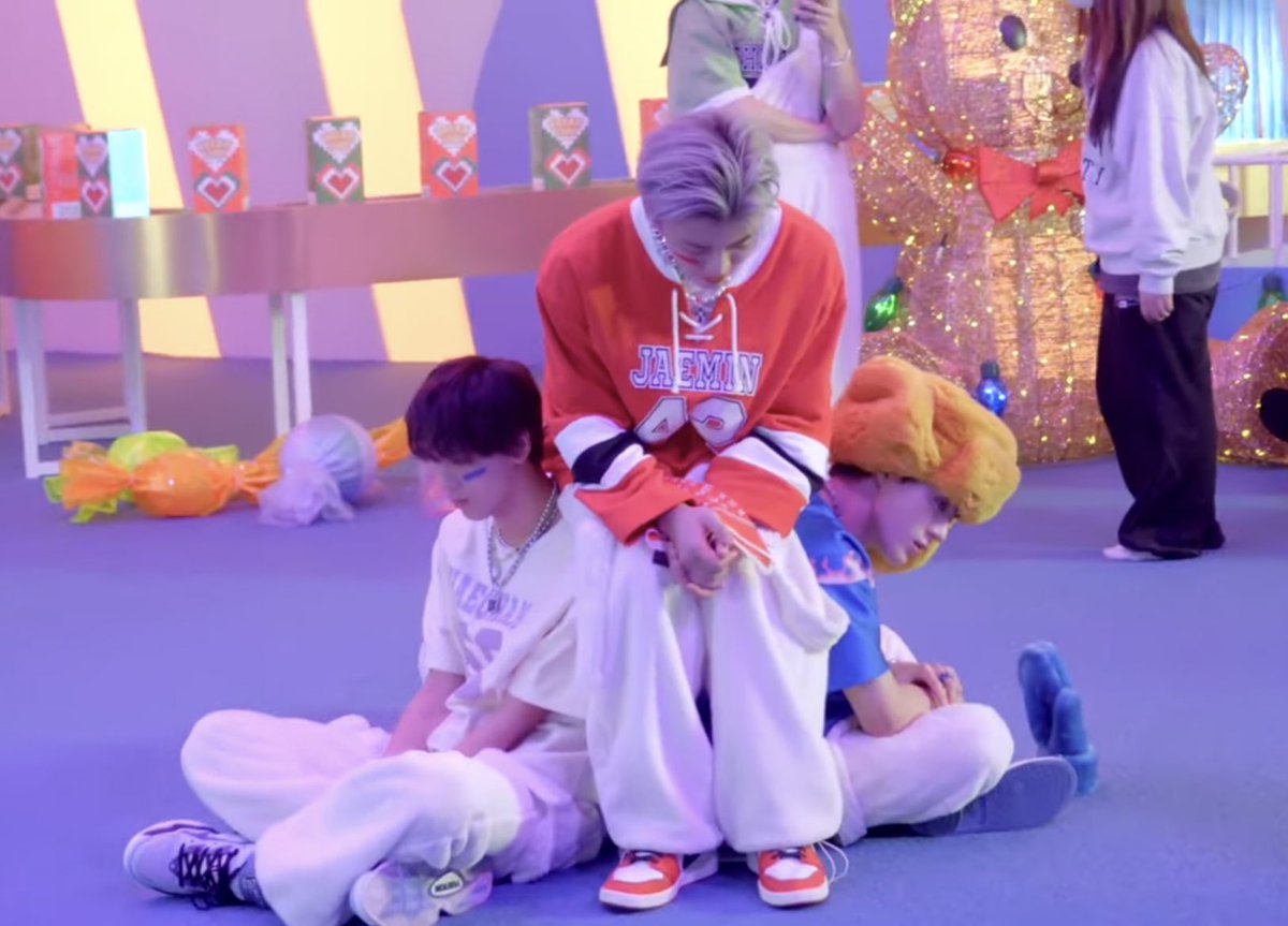 hyde (@tagxjaemin) on Twitter photo 