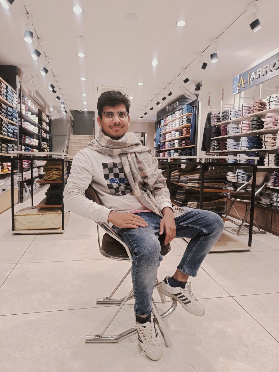 Muskuraaiye aaap India hai