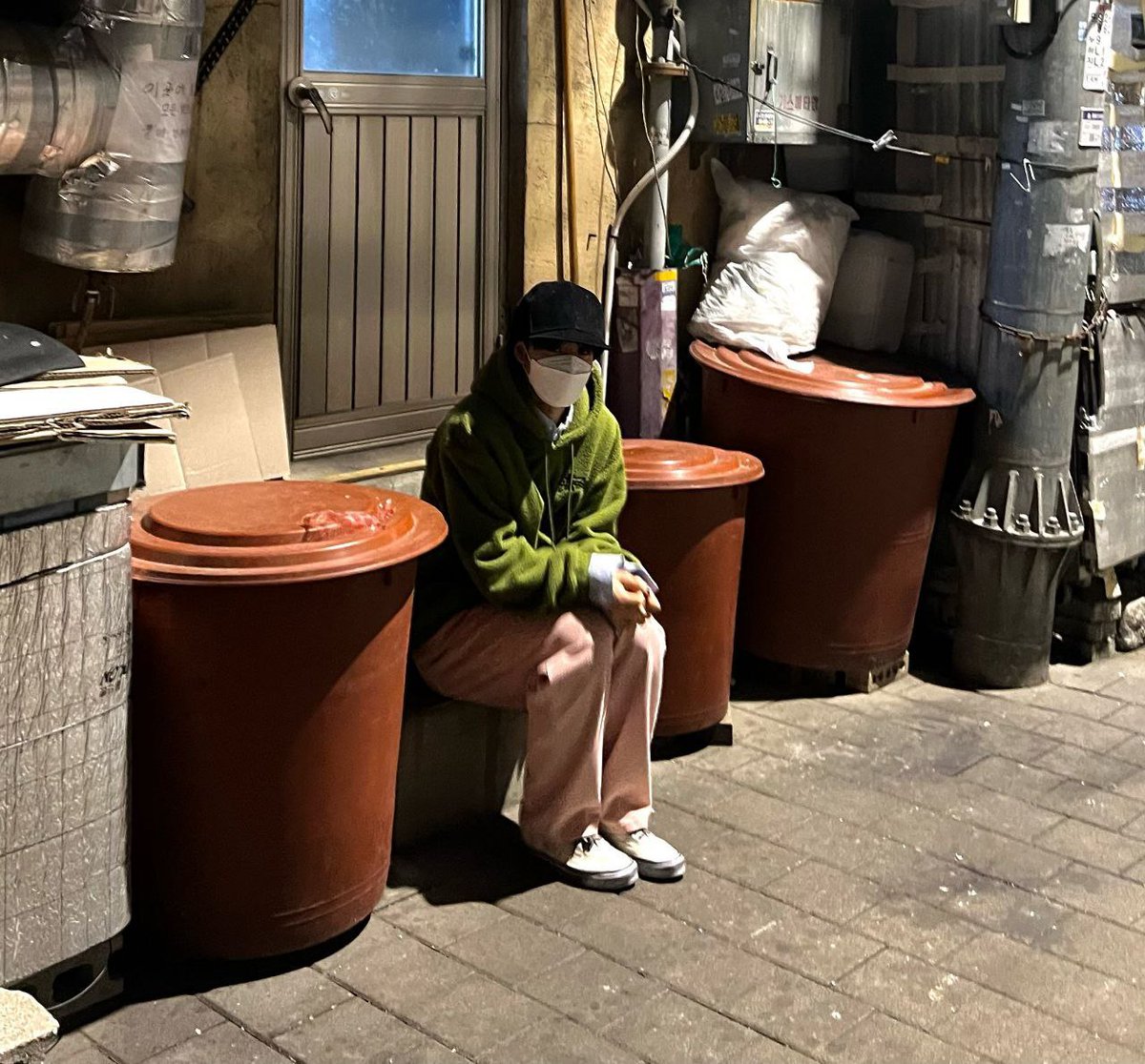 lioophile's tweet image. klo yg ini lucuuukkk 🥺🤏🏻